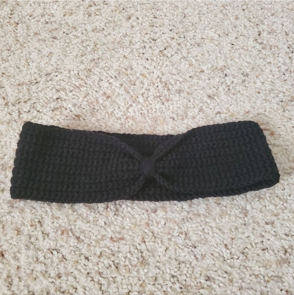 Crochet ear warmer headband. Hand made, by Me, Crochet ear warmer.
